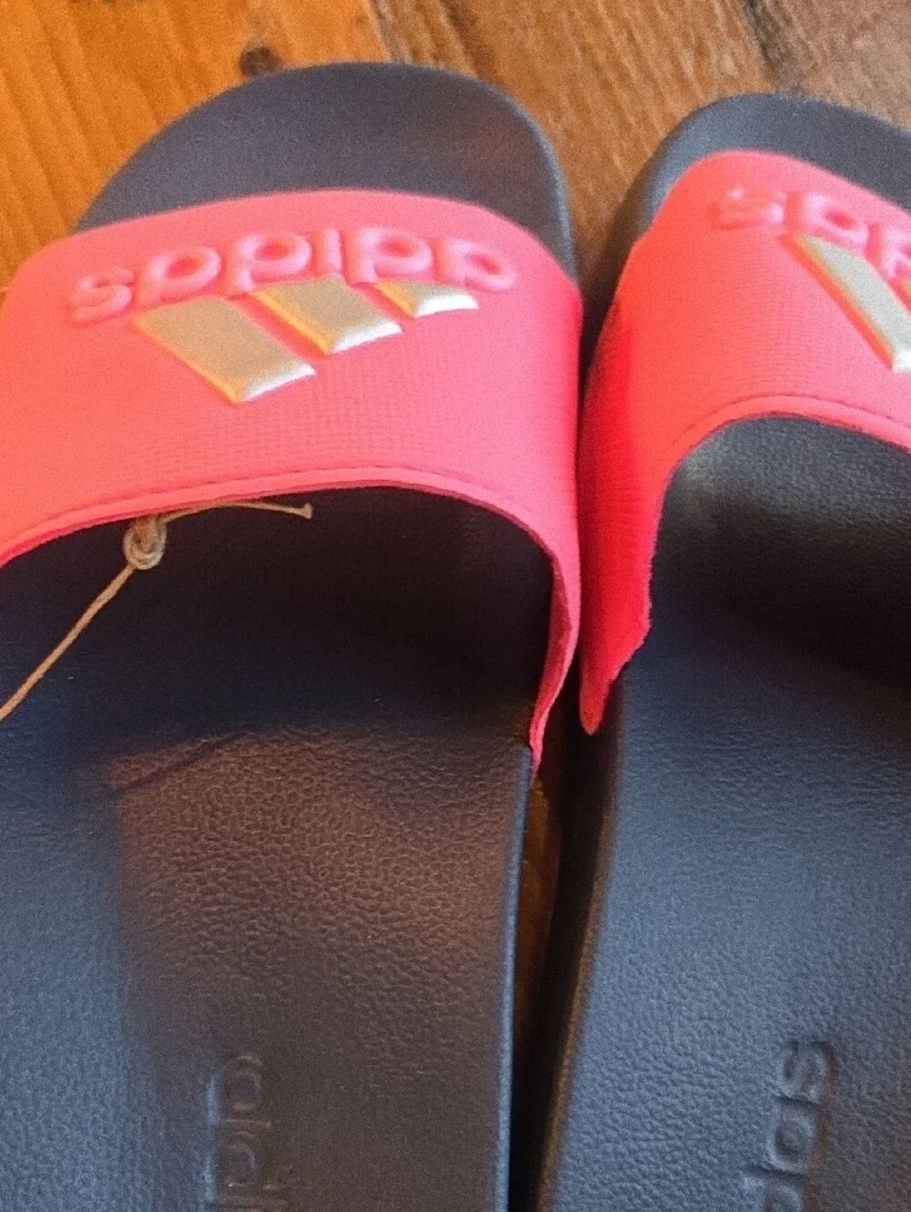 adidas Kids Neon Pink and Navy Slide Sandals Nwt Sz 6 Kids Women
